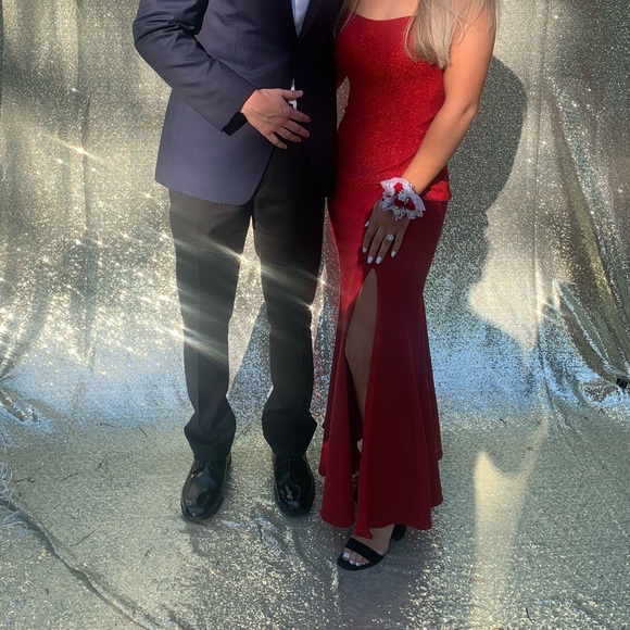 I am selling a red sparkly dress!  I am 5’3 with for inch heels,weigh 120 - Picture 3 of 3